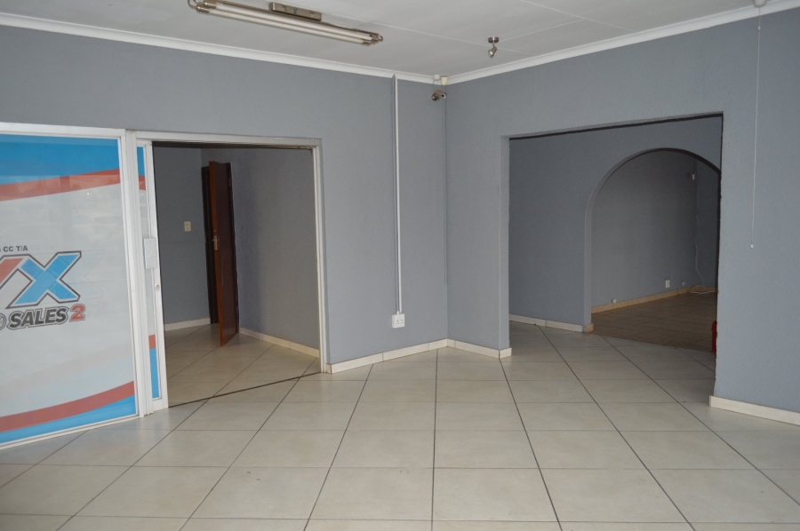 Commercial Property for Sale in Collerville North West